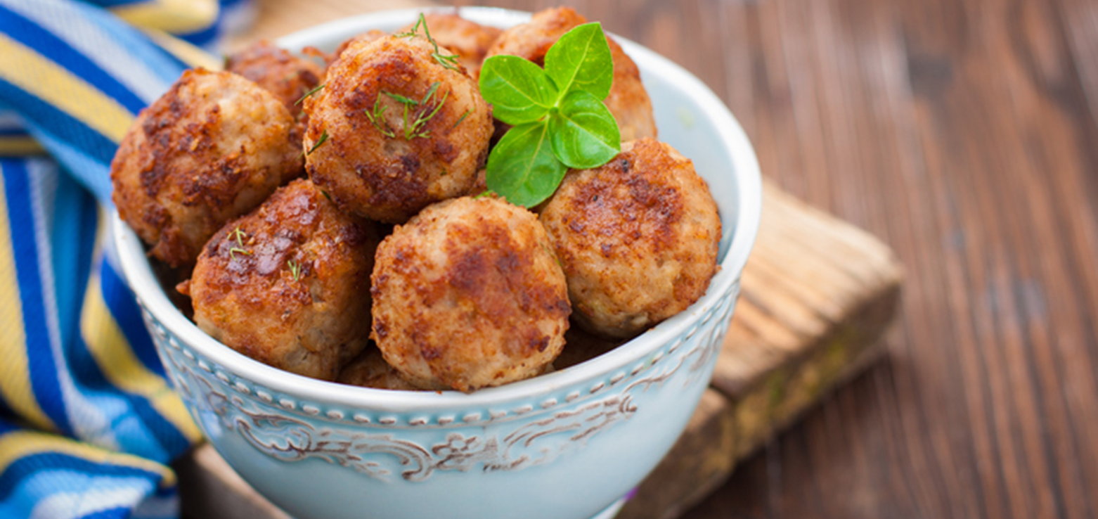 Almôndegas lights com Peito de Frango Natto