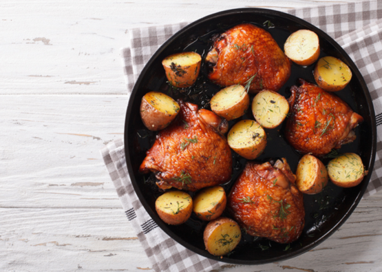 Sobrecoxas Natto assadas com batatas